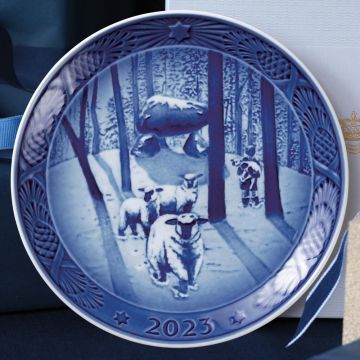 2023 Royal Copenhagen Annual Christmas Plate image