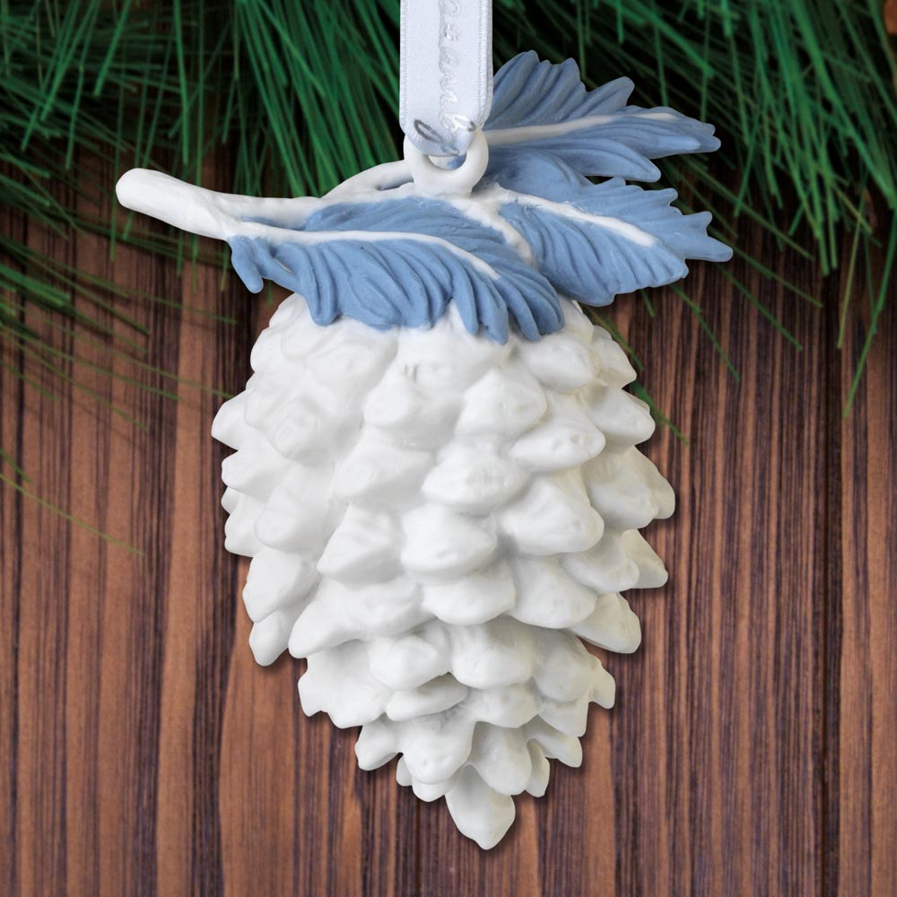 Sterling Collectables: 2021 Wedgwood Pinecone Porcelain Ornament