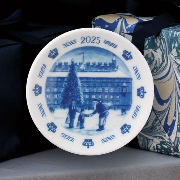 2025 Royal Copenhagen Annual Christmas Plaquette image