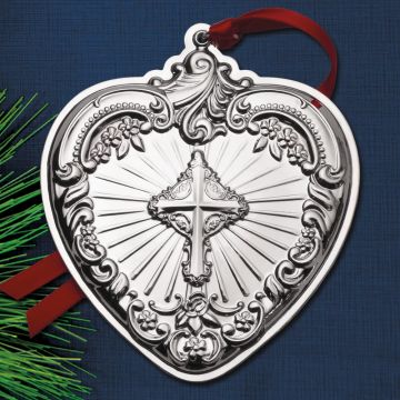2024 Wallace Heart 33rd Edition Sterling Ornament image