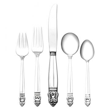 International Royal Danish 5 Piece Place Setting with Cream Soup Spoon Sterling Silver image